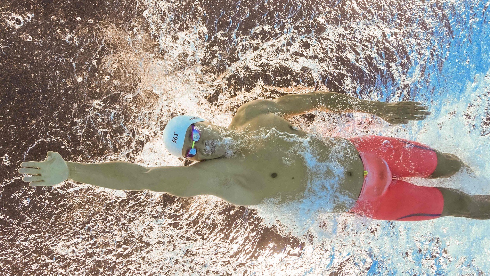 世界杯八强：巴西与德国握手言和后靠点球胜出 门将扑出两点成救星