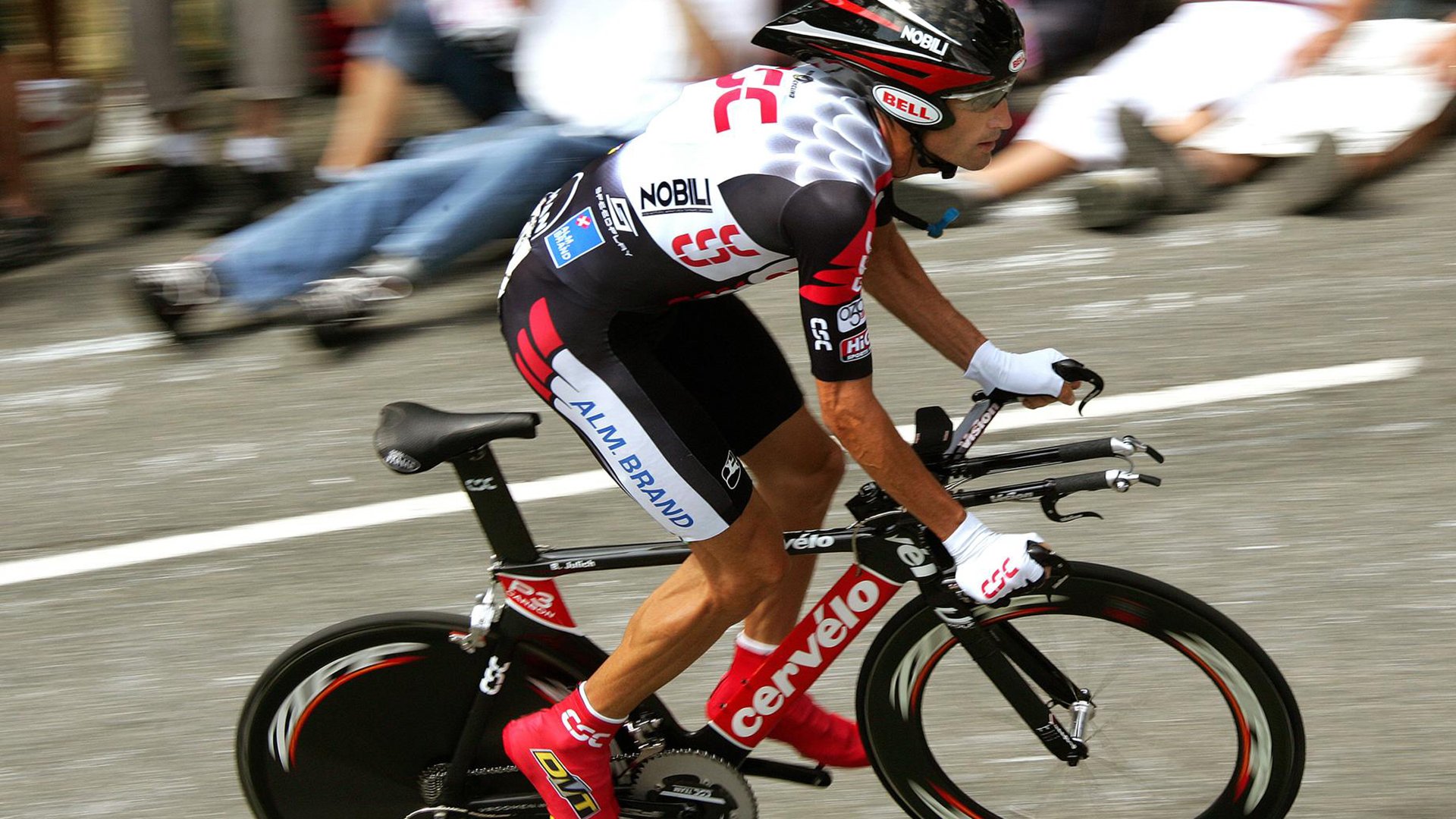 欧冠决赛：瓜迪奥拉赛季双冠封王 直言“这批球员让我重新热爱训练”